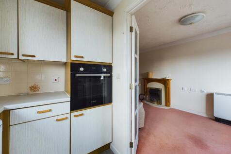 CAM02545G0-PR0338-STILL002