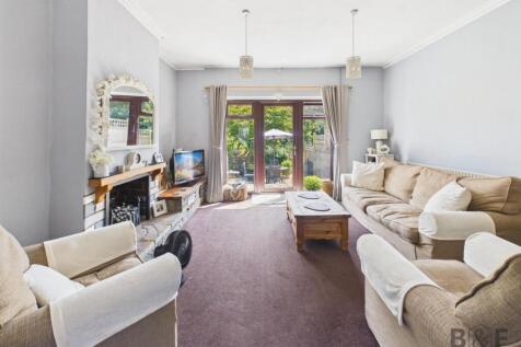 CAM03022G0-PR0222-STILL002.jpg