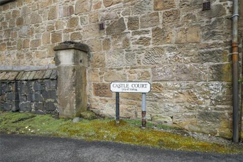 Castle Crt