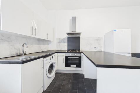 Kitchen / Living roo