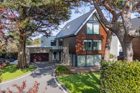 7 Moorfields Road