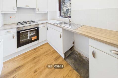 Summerfield Drive, Brotherton, WF11 9HY photo 2