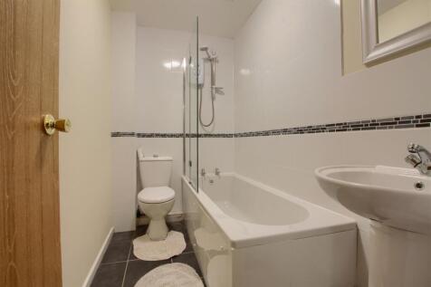 Bathroom 1  T202609251436.jpeg