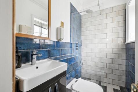 bathroom.jpeg