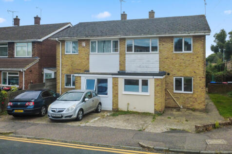 4 Bedroom Semi Detached House for Sale