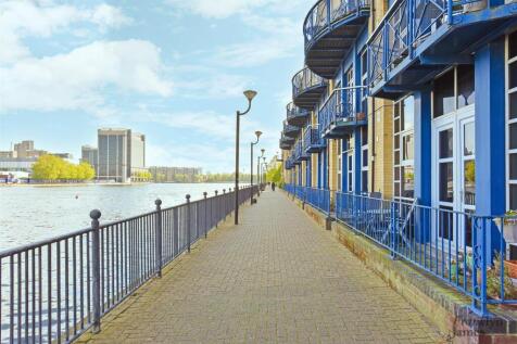 Flat 10, Quay View Apartments (16).JPG