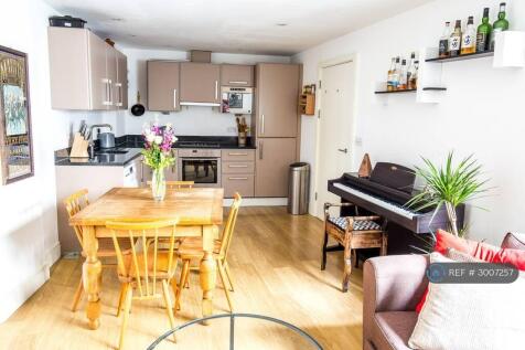 Living Room/Kitchen