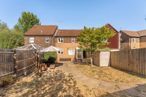 7 Hydrangea Walk, Banbury-14.jpg