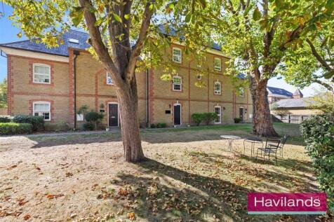 Barnard Court-3.jpg