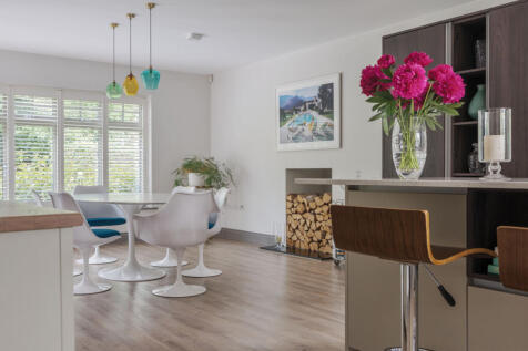 1305422-18-684729...