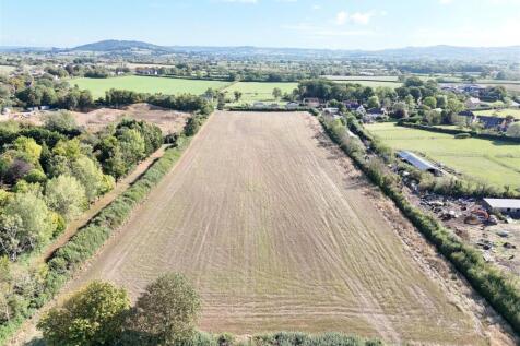 Lot 4