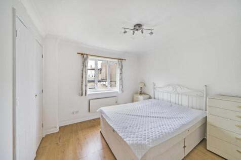 Dorset Mews, London, N3 photo 4