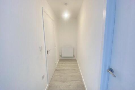 east-acton-lane-w3-7qg-1022329