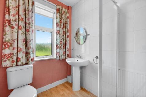 8 blackdales avenue, largs_11.jpg