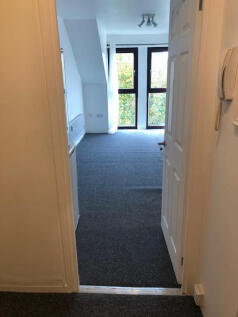 Wycliffe End, Aylesbury, Buckinghamshire, HP19 photo 4
