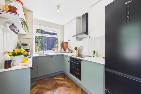 Newly Fitted Kitchen