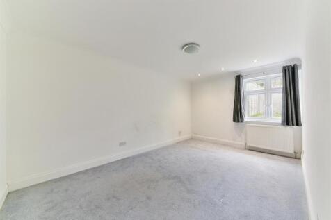 Reddown Road, Coulsdon photo 4
