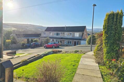 Frotn Garden &amp; Views