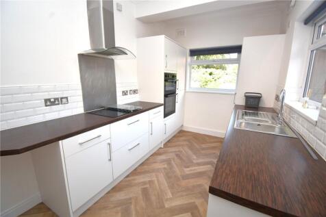 Beresford Road, Prenton, Merseyside photo 4