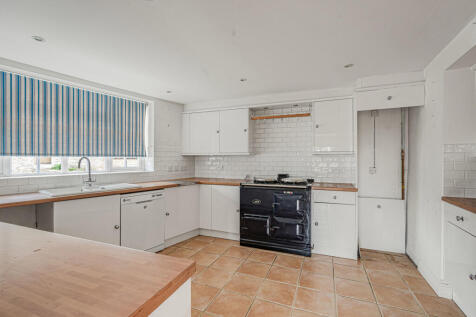 Fitted Kitchen