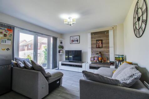 OPEN PLAN LIVING KITCHEN DINER