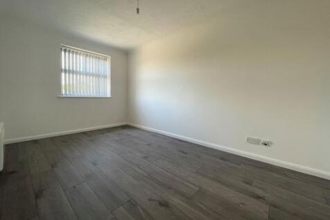 Botham Drive photo 4