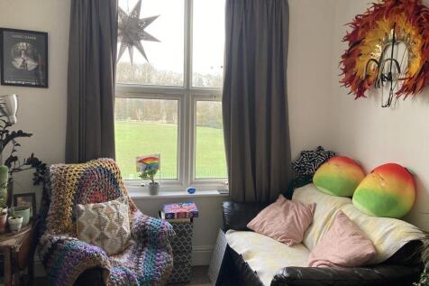 Living Room.jpeg