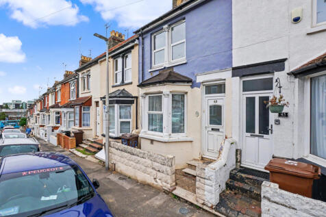 Newly Refurbished Three Bedroom House to Rent, Co