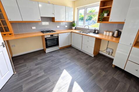Westleigh Road, Southmead, Bristol photo 4