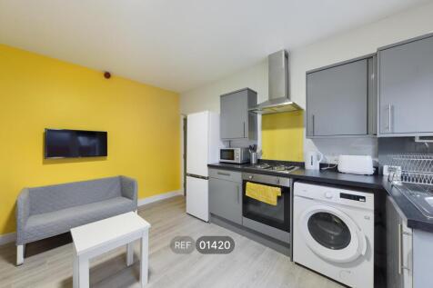 Kitchen/Living area