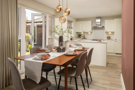 Radleigh Kitchen Diner - Castle Reach