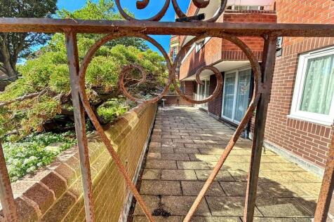 PHOTO-2026-09-21-15-16-46.jpg