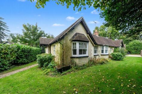 Laurel Cottage, Badgemore, Henley-On-Thames RG9 4NR