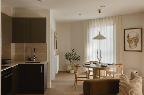 Show Flat Kitchen