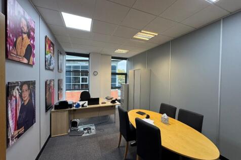 Office for sale Image 7