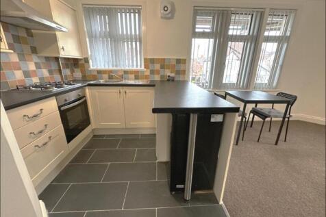 Kitchen 2.JPG