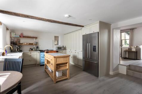 19 - The Old Post Office - GL7 7EF - Web.jpg