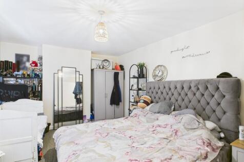 CAM03582G0-PR0118...