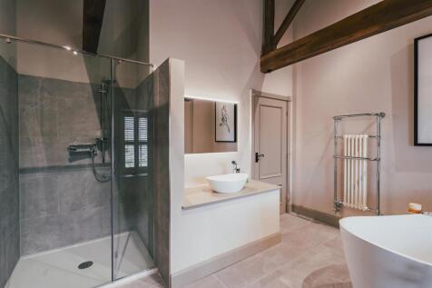 Jack-and-Jill Bathroom