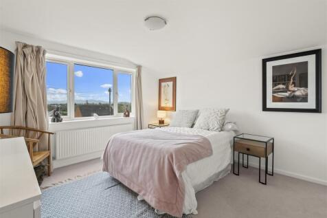 Battenhall Road, Worcester, Worcestershire photo 4