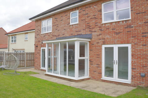 Pavilion Rise - Exterior Rear (1)