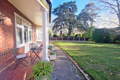 Terrace to Garden