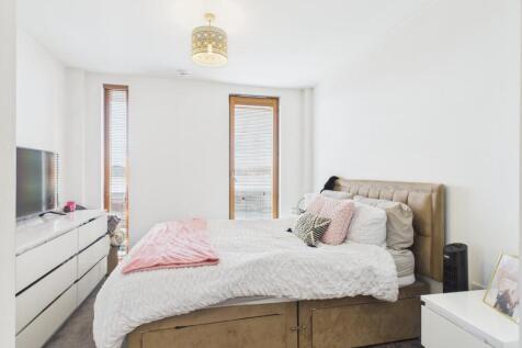 CAM02265G0-PR0028-STILL007 (1).jpg