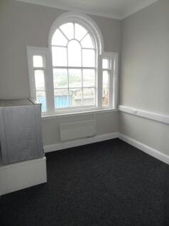 Office to rent Image 4