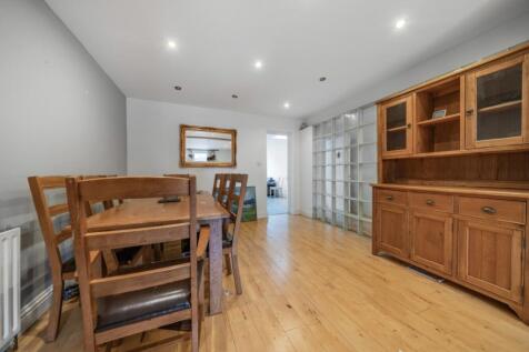 Graham Road, London, SW19 photo 4