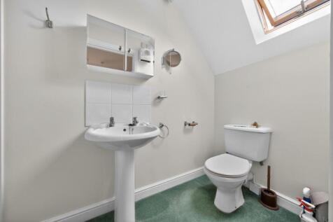 Toilet.jpg