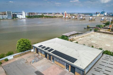 UNIT C ANCHORAGE POINT CHARLTON LONDON SE7_004.jpg