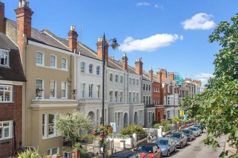 Richmond, TW10 - property photo