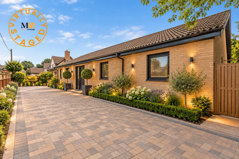 Inviting Modern Bungalow Driveway.png