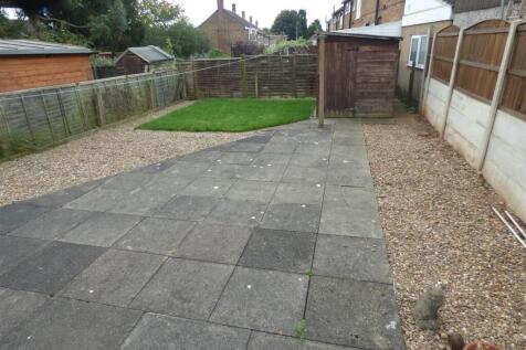 7 Meer Road Garden new.JPG